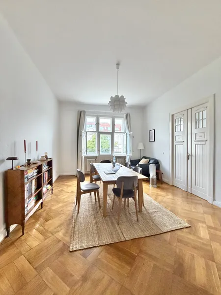 5 Jahre befristet - Herrschaftlicher Altbau in bester Lage — photo 1